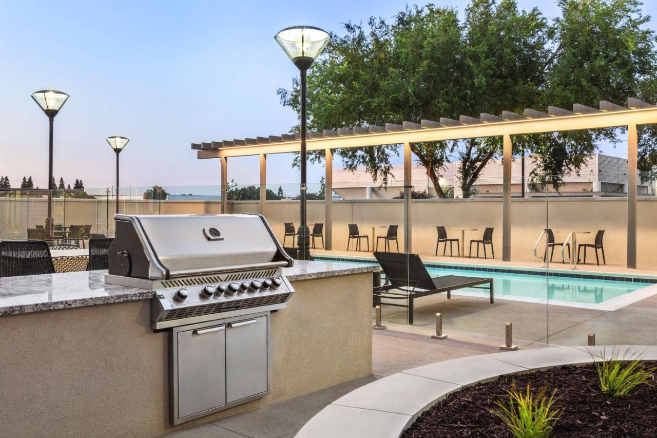 Hampton Inn Stockton, Ca מראה חיצוני תמונה